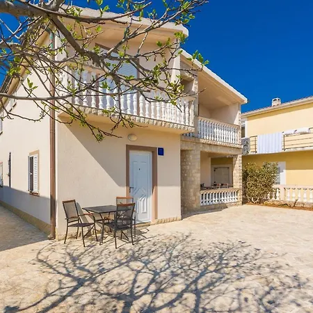 Bobeta Apartment Vir