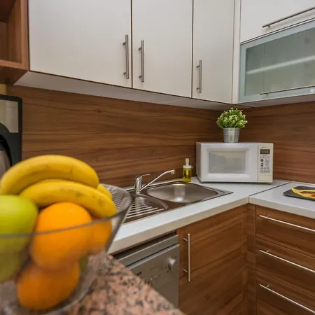 Bobeta Apartment *